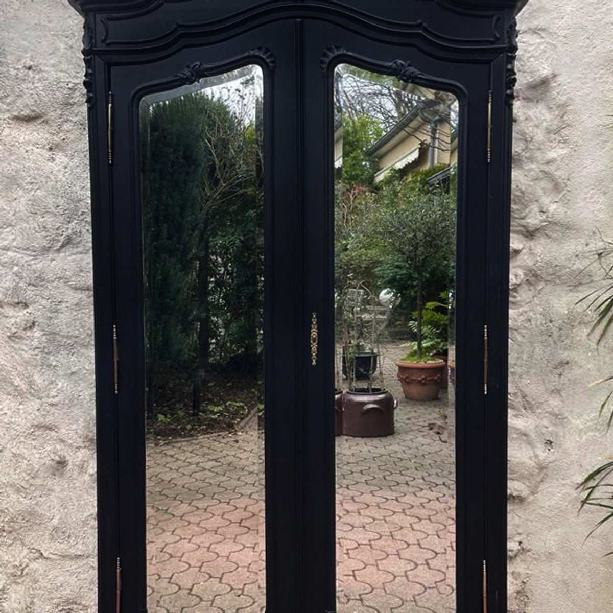 Armoire Ancienne de Style Louis XV Noire ALBEN168